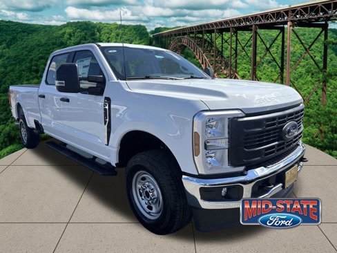 New 2026 Ford F250 XL w/ XL Chrome Package image 3