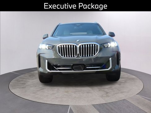 New 2026 BMW X5 xDrive40i w/ Executive Package image 3