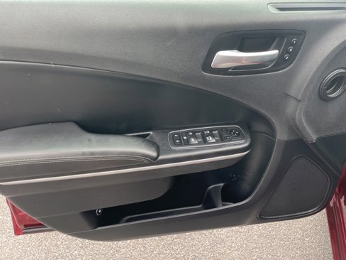 Used 2019 Dodge Charger SXT w/ Leather Interior Group image 14
