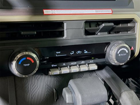 Certified 2025 Toyota Tacoma SR5 image 15