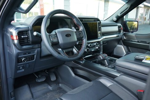 Used 2025 Ford F150 Raptor image 26