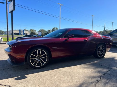 Used 2021 Dodge Challenger R/T w/ Plus Package image 13