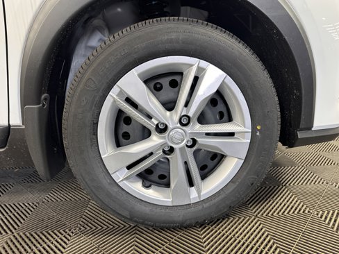 New 2024 Nissan Kicks S image 40