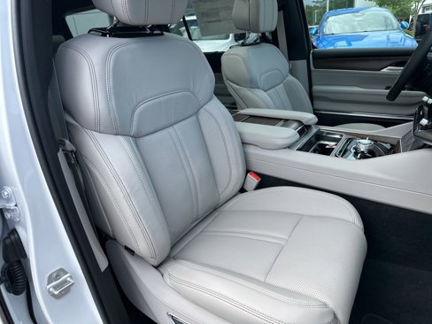 New 2025 Jeep Grand Wagoneer 4WD image 56