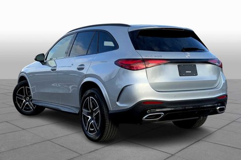 Used 2025 Mercedes-Benz GLC 300 4MATIC image 15