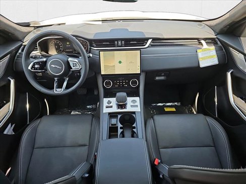 New 2026 Jaguar F-PACE R-Dynamic S image 9