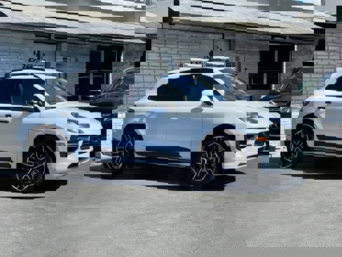 Used 2020 Porsche Macan S image 11