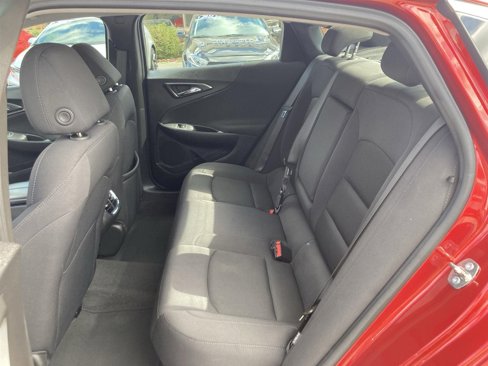 Used 2024 Chevrolet Malibu LT image 11