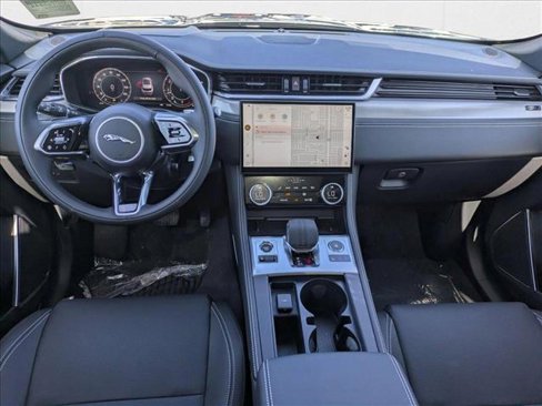 New 2026 Jaguar F-PACE R-Dynamic S image 17
