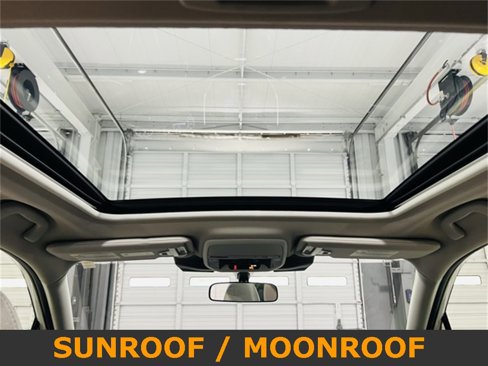 Used 2023 Subaru Forester Premium image 8