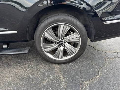 Used 2018 Lincoln Navigator Reserve w/ Technology Package image 34