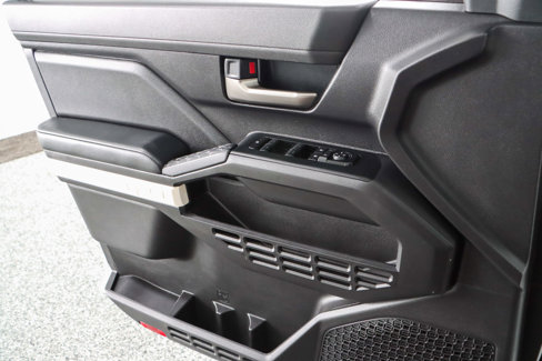Used 2024 Toyota Tacoma TRD Off-Road image 21