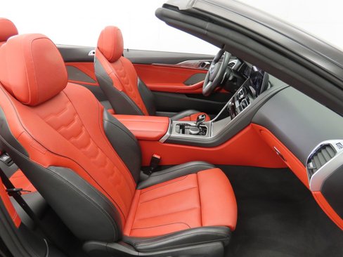 Certified 2025 BMW 840i xDrive Convertible w/ M Sport Professional Package image 28