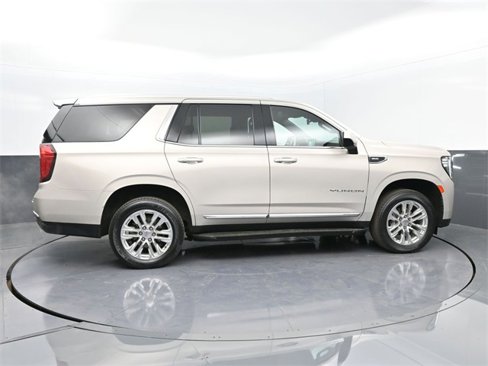 Used 2023 GMC Yukon SLT image 26
