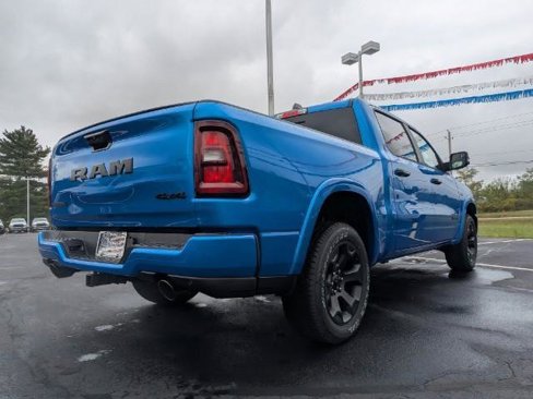 New 2026 RAM 1500 4x4 Crew Cab image 3