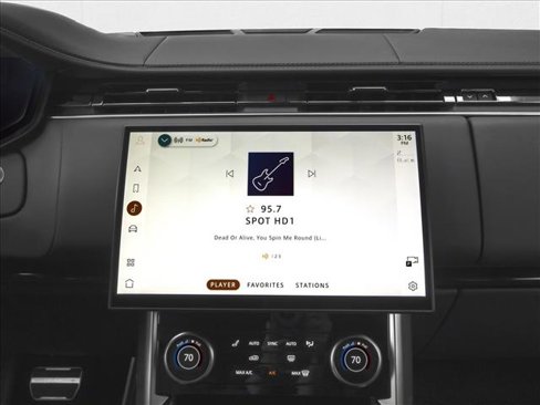 New 2025 Land Rover Range Rover Long Wheelbase SE image 7