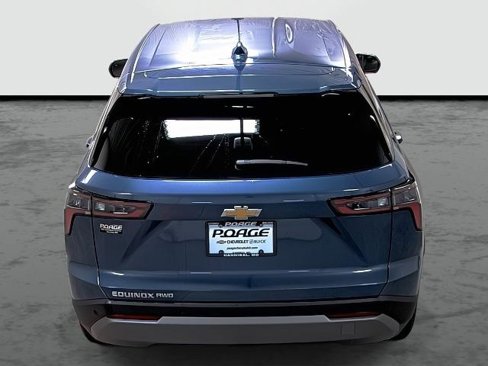New 2026 Chevrolet Equinox LT w/ Convenience Package II image 3
