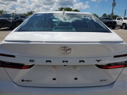 New 2026 Toyota Camry SE image 13