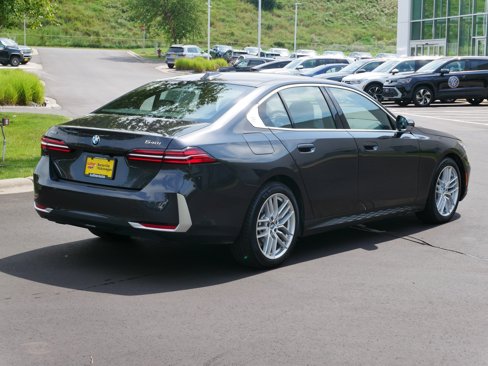 Used 2025 BMW 540i xDrive image 7