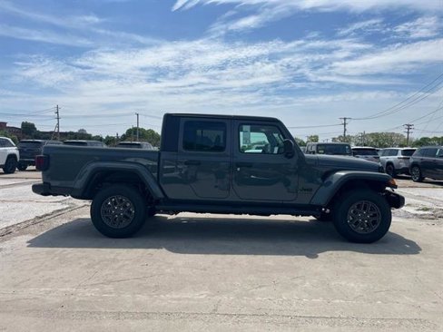 New 2025 Jeep Gladiator Sport image 2