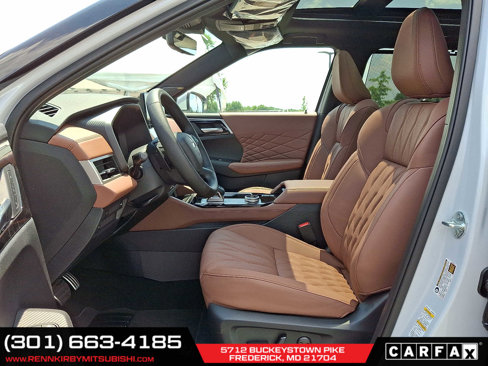 New 2025 Mitsubishi Outlander SEL image 10