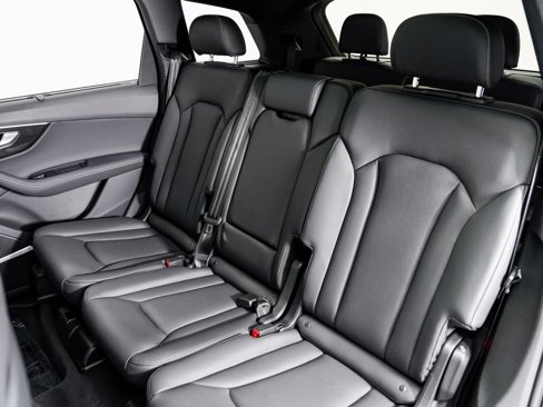 Certified 2025 Audi Q7 3.0T Prestige image 23