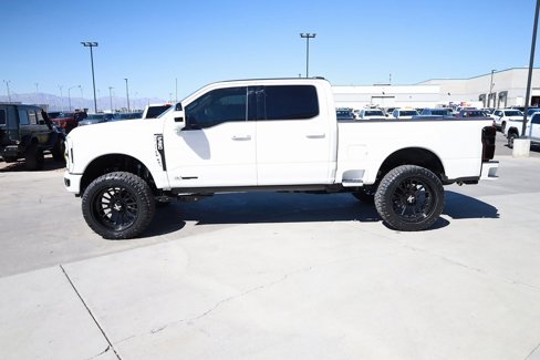 Used 2025 Ford F350 Platinum image 3