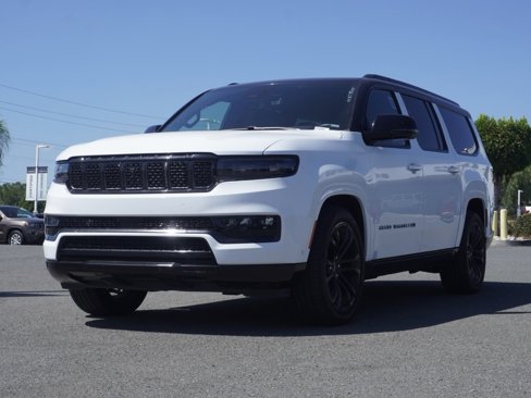 Used 2024 Jeep Grand Wagoneer L Series II Obsidian w/ Quick Order Packagew 28T image 9