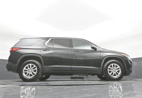 Used 2020 Chevrolet Traverse LS image 33