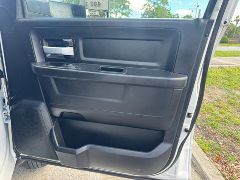 Used 2019 RAM 5500 Tradesman image 36