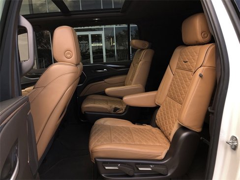 Certified 2022 Cadillac Escalade ESV Sport w/ Touring Package image 14