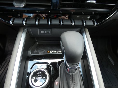 New 2026 Chevrolet Colorado ZR2 w/ Technology Package image 24