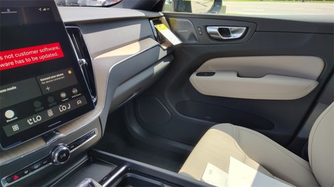New 2026 Volvo XC60 T8 Plus w/ Protection Package Premier image 29