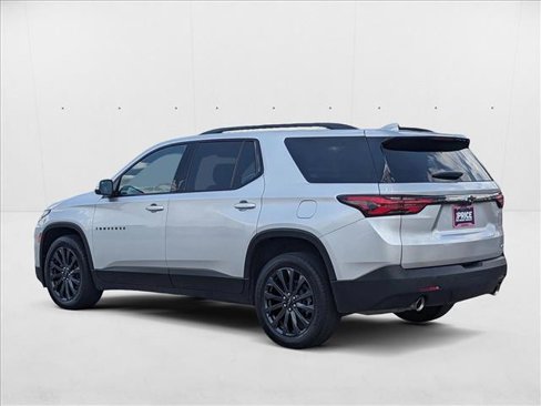 Used 2022 Chevrolet Traverse RS image 8