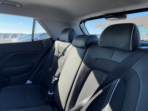Certified 2025 Hyundai Venue Limited image 22