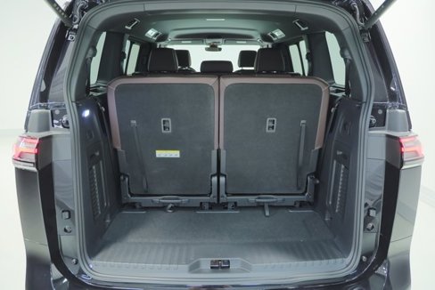 New 2025 Volkswagen ID. Buzz Pro S image 29