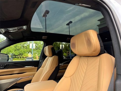 New 2026 Cadillac Escalade IQ Sport 2 w/ LPO, Floor Liner Package image 17