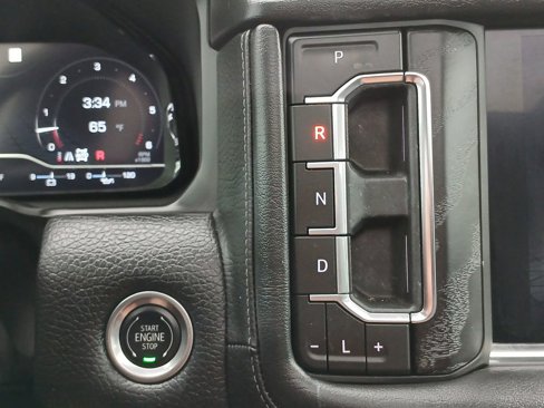 Used 2024 GMC Yukon Denali w/ Advanced Technology Package image 16