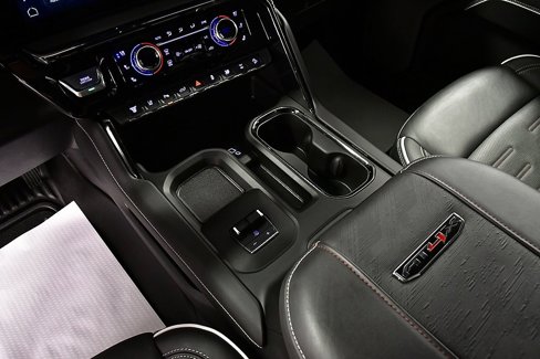 Used 2024 GMC Sierra 2500 AT4X image 22