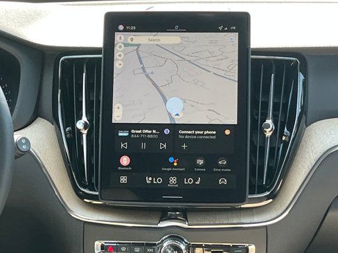 New 2026 Volvo XC60 B5 Plus image 21