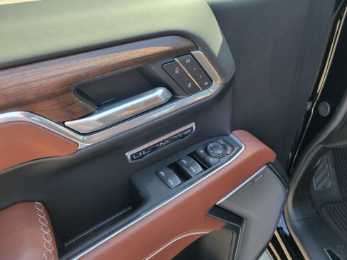 New 2026 GMC Sierra 1500 Denali Ultimate image 14