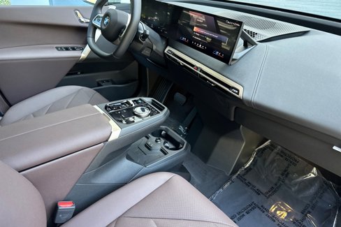 New 2026 BMW iX xDrive60 w/ Premium Package image 13