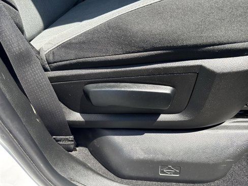 Used 2022 RAM 1500 Classic SLT image 38