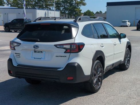 New 2025 Subaru Outback Onyx Edition image 3