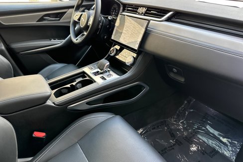 Used 2025 Jaguar F-PACE R-Dynamic S image 17