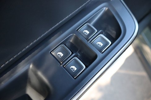 Used 2022 Rivian R1S Launch Edition image 29