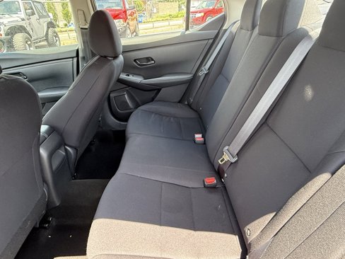 Used 2024 Nissan Sentra S image 19