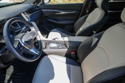 Certified 2024 INFINITI QX55 Luxe w/ Cargo Package image 17