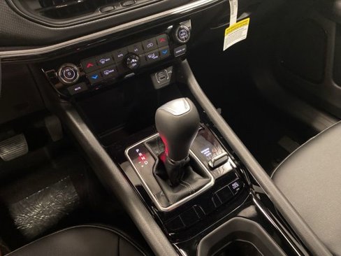 New 2026 Jeep Compass Limited image 12