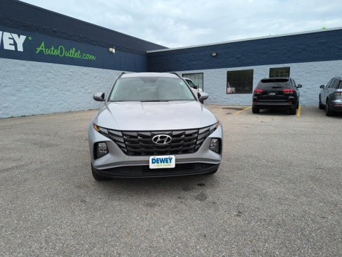 Used 2024 Hyundai Tucson Blue image 8